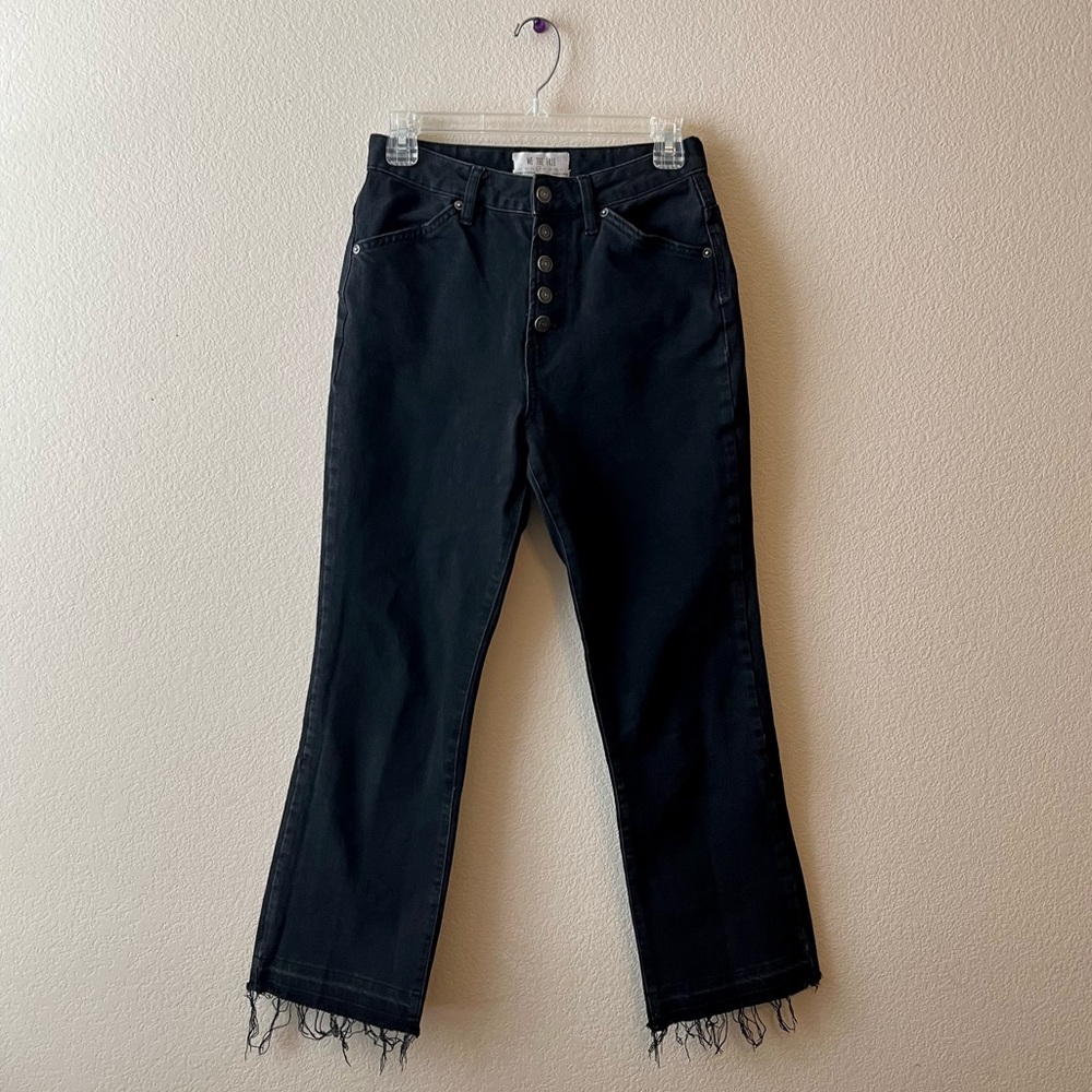 Free People “We The Free” vintage black HR button fly jeans with raw hem (27) 🖤